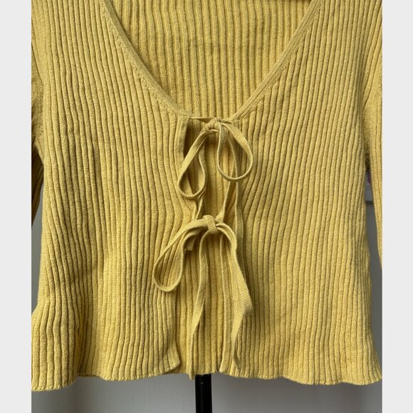 Everlane	Yellow Ribbed Cotton-Wool Open Tie Front Sweater - Size M - Picture 3 of 7